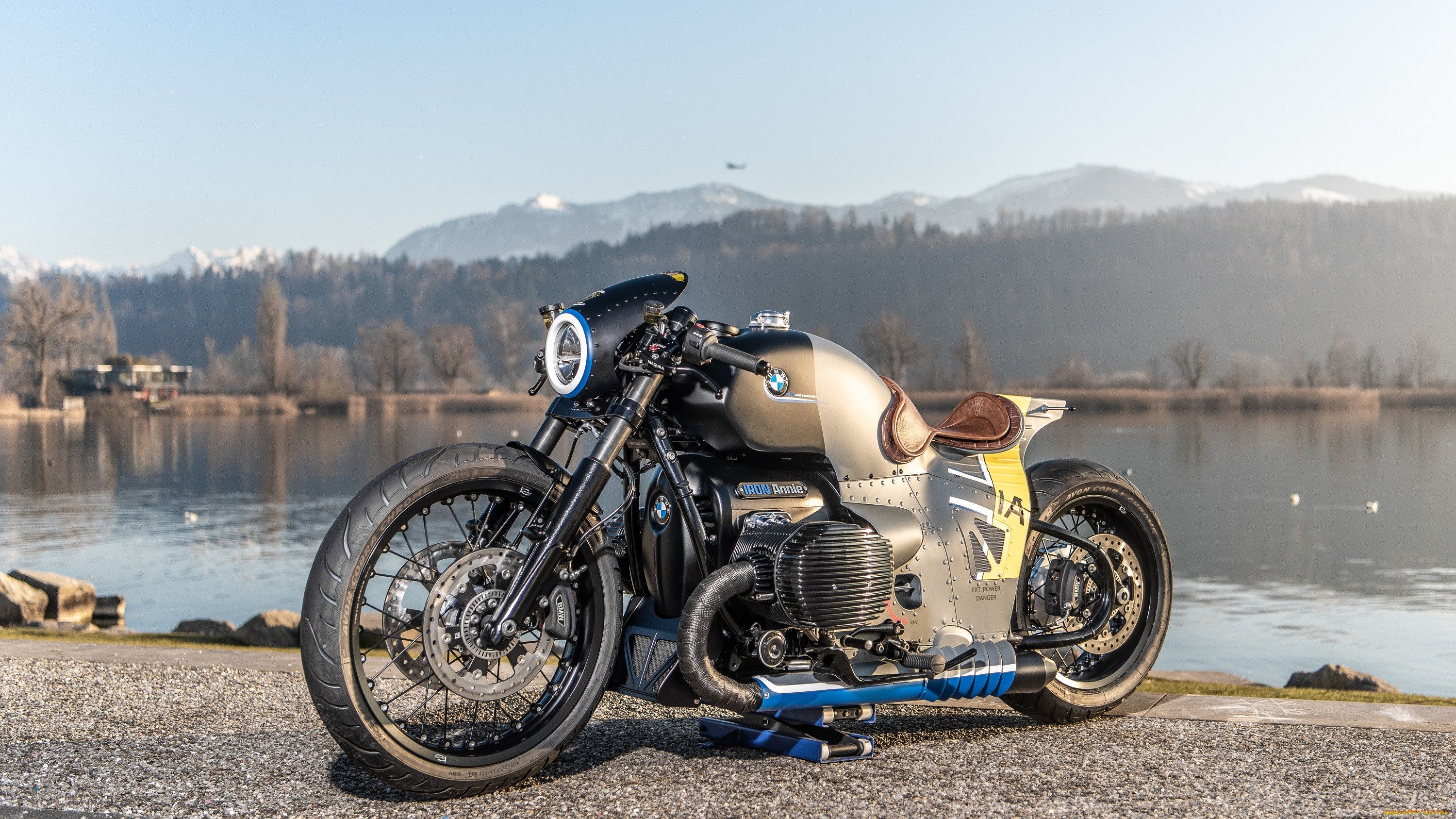 BMW r6 Retro Moto